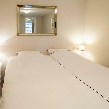 Sleep&Stay Floris IV The Hague Exterior photo
