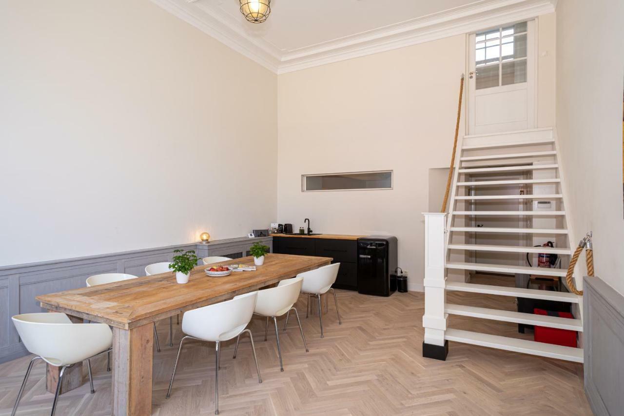 Apartment Sleep&stay Floris Iv *